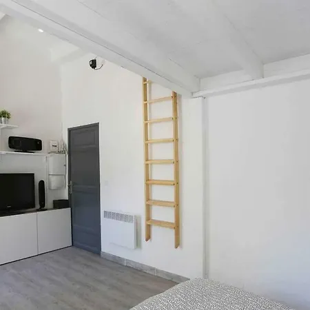 Gregbnb - Terrasse - Parking Inclus - Climatise - 15min Gare Toulon