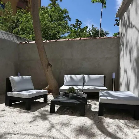 Gregbnb - Terrasse - Parking Inclus - Climatise - 15min Gare Toulon